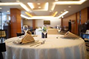 Hotel Horizon and Convention Center