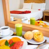 Hotel Horizon and Convention Center