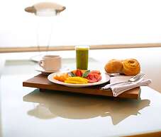 Hotel Horizon and Convention Center