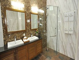 Palm Spring Resort & Spa