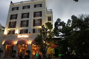 Hotel L Odeon Phu My Hung