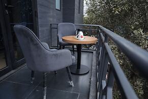 Hotel Blue Stone - Nehru Place