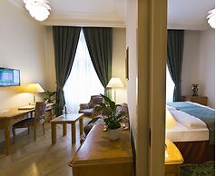 Grandhotel AMBASSADOR National House