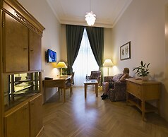 Grandhotel AMBASSADOR National House