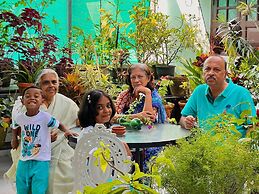 Reds Residency - Homestay