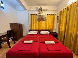 Reds Residency - Homestay