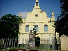 Reds Residency - Homestay