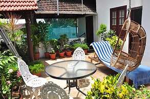 Reds Residency - Homestay