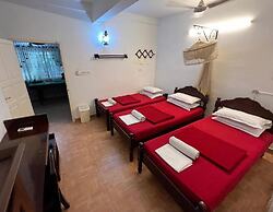 Reds Residency - Homestay