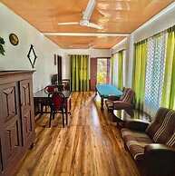 Reds Residency - Homestay