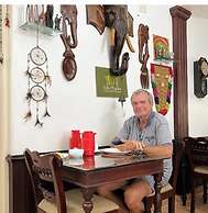 Reds Residency - Homestay