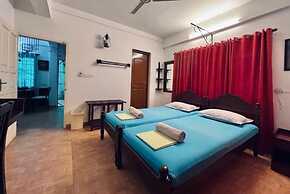 Reds Residency - Homestay