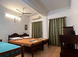 Reds Residency - Homestay