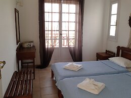 Remi Studios & Apartments