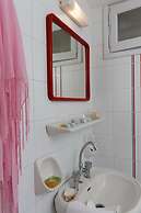 Remi Studios & Apartments