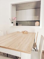 Apartamentos La Roca Rentals