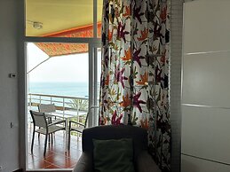 Apartamentos La Roca Rentals