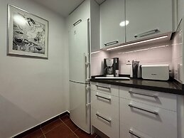 Apartamentos La Roca Rentals