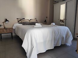 Apartamentos La Roca Rentals