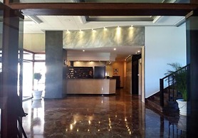 Apartamentos La Roca Rentals