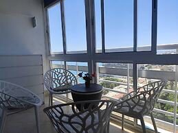 Apartamentos La Roca Rentals