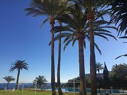 Apartamentos La Roca Rentals