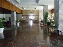 Apartamentos La Roca Rentals