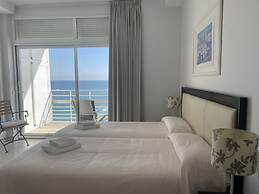 Apartamentos La Roca Rentals