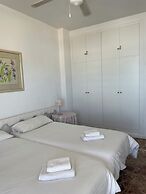 Apartamentos La Roca Rentals