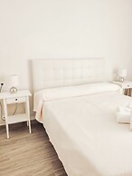 Apartamentos La Roca Rentals