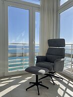 Apartamentos La Roca Rentals