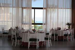 Apartamentos La Roca Rentals