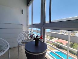 Apartamentos La Roca Rentals
