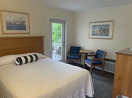 Sea Lion Motel and Cottages