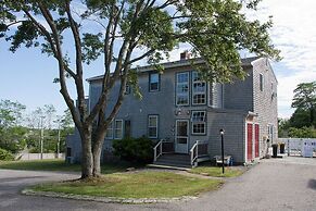 Sea Lion Motel and Cottages