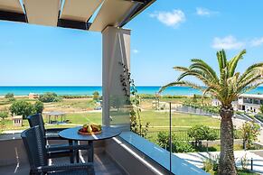 Solimar Aquamarine Resort