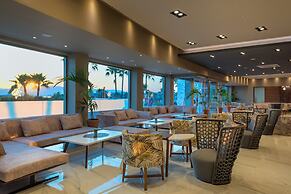 Solimar Aquamarine Resort