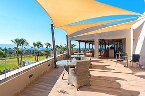 Solimar Aquamarine Resort