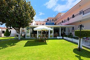 Anixis Hotel