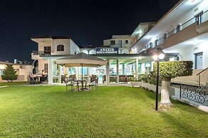 Anixis Hotel