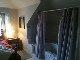 Ye Olde Walkerville Bed & Breakfast