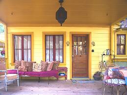 Beachside Boutique Inn