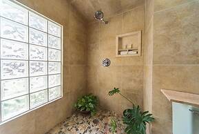 Beachside Boutique Inn