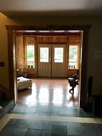 Twin Peaks Lodge and RV Park