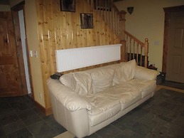 Twin Peaks Lodge and RV Park