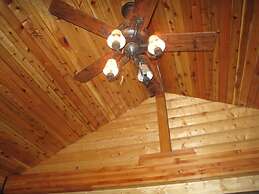 Twin Peaks Lodge and RV Park