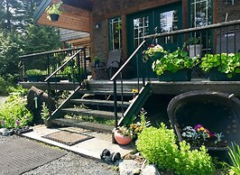 Twin Peaks Lodge and RV Park