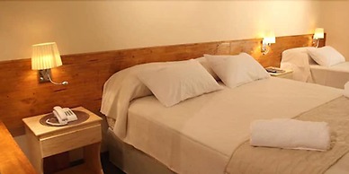 Rainforest Hotel & Cabañas