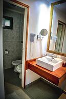 Rainforest Hotel & Cabañas