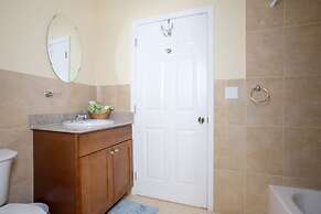 Sir Charles Guest House